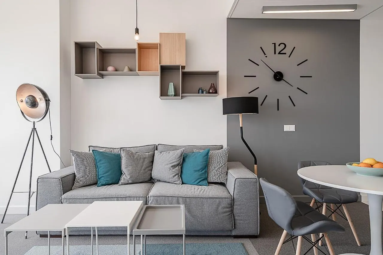 Rentplanet - Apartament Sky Tower Breslavia