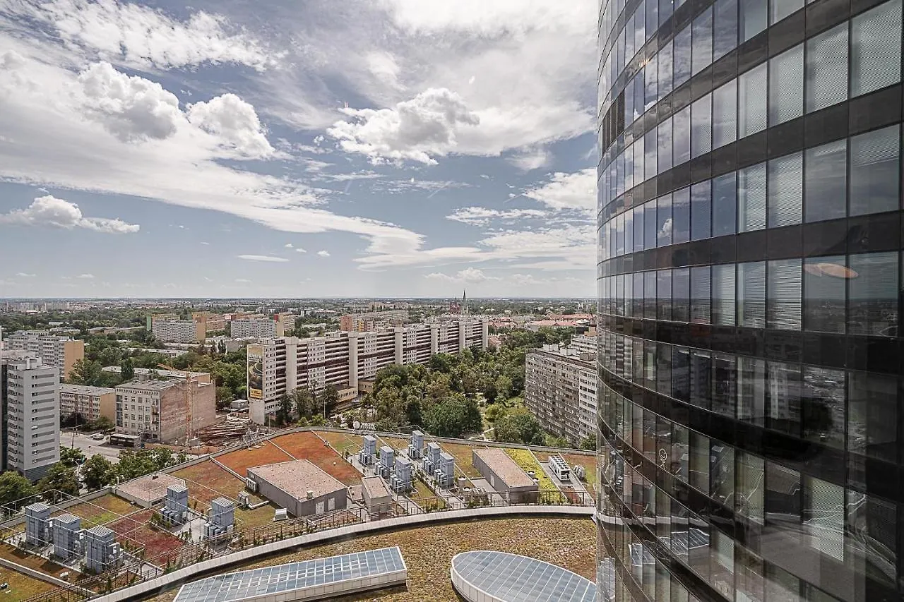 Rentplanet - Apartament Sky Tower Breslavia Polonia