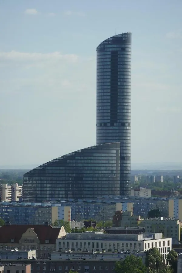 Rentplanet - Apartament Sky Tower Breslavia Polonia